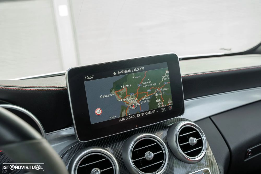 Mercedes-Benz C 63 AMG S - 22