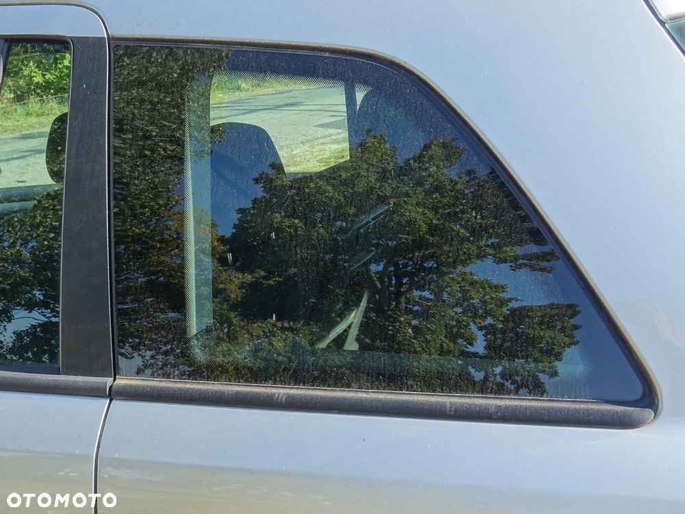 SZYBA BOCZNA KAROSERYJNA TRÓJKĄT PRZÓD TYŁ PRAWA LEWA OPEL ZAFIRA B - 8