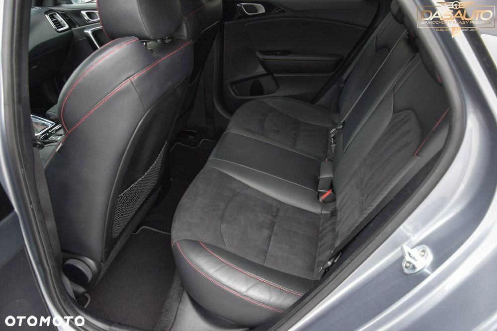 Kia ProCeed 1.6 T-GDI DCT7 OPF GT - 29