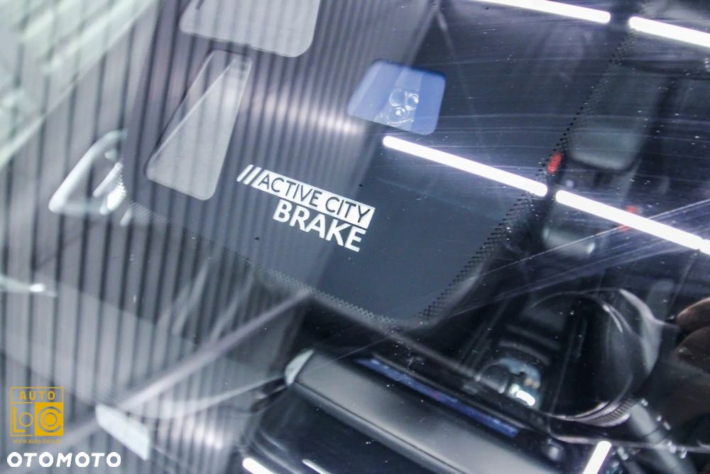 Peugeot 2008 1.2 Pure Tech GPF Allure S&S EAT6 - 31