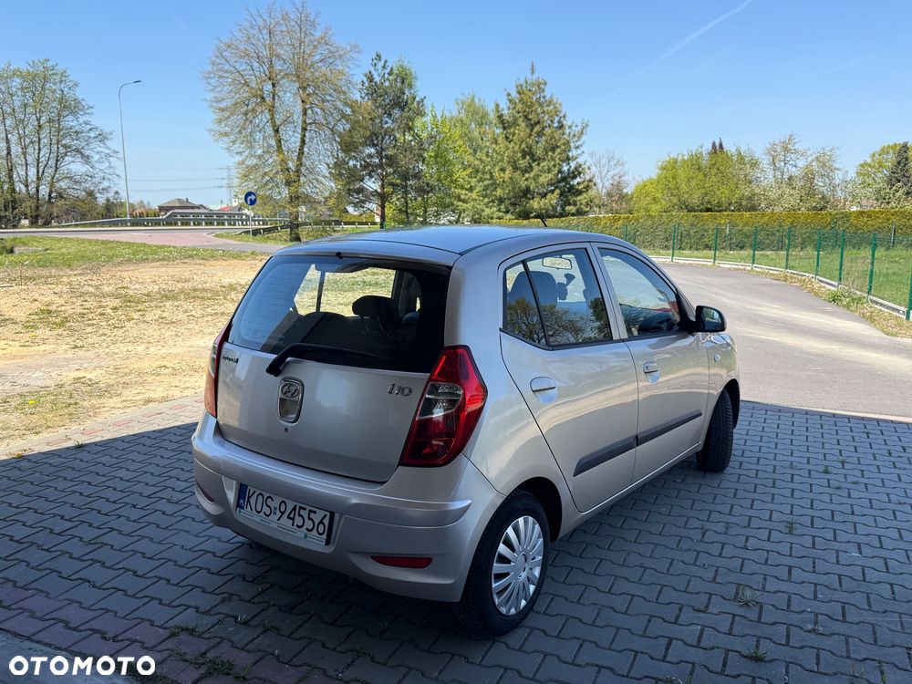 Hyundai i10 1.1 Classic + - 9
