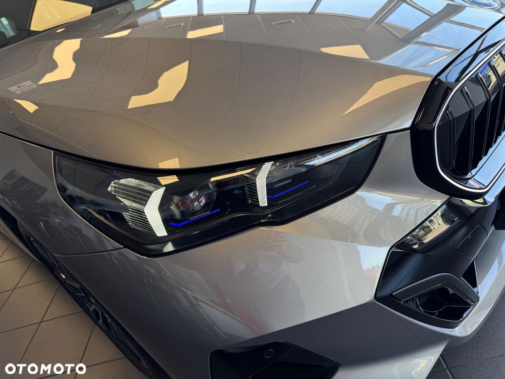 BMW Seria 5 520d xDrive - 8