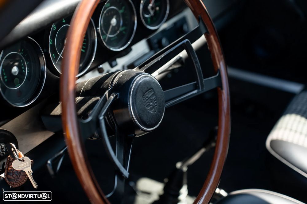 Porsche 912 - 35