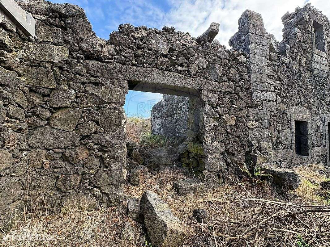 Moradia T4 para venda - Grande imagem: 3/18