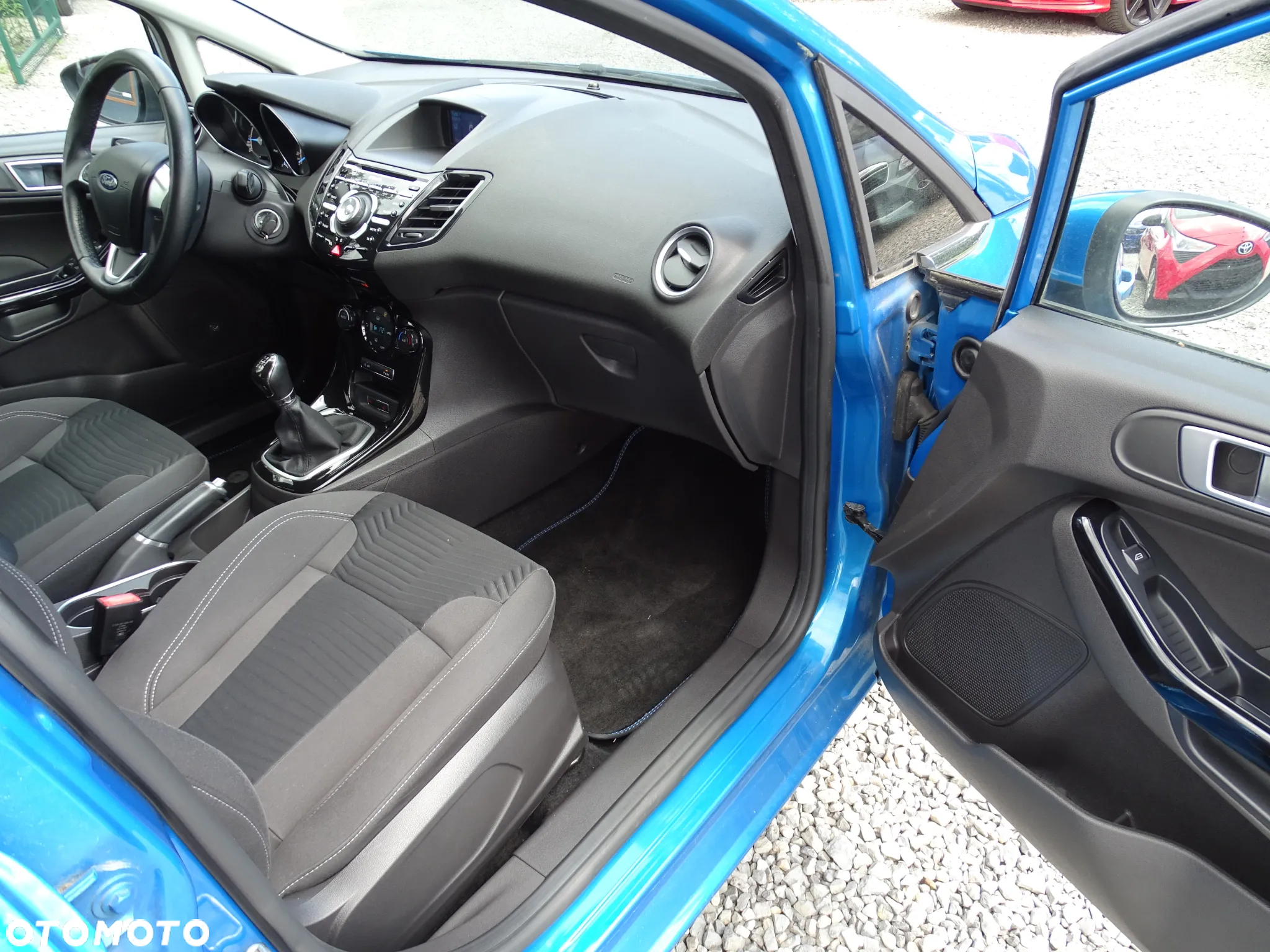 Ford Fiesta - 16
