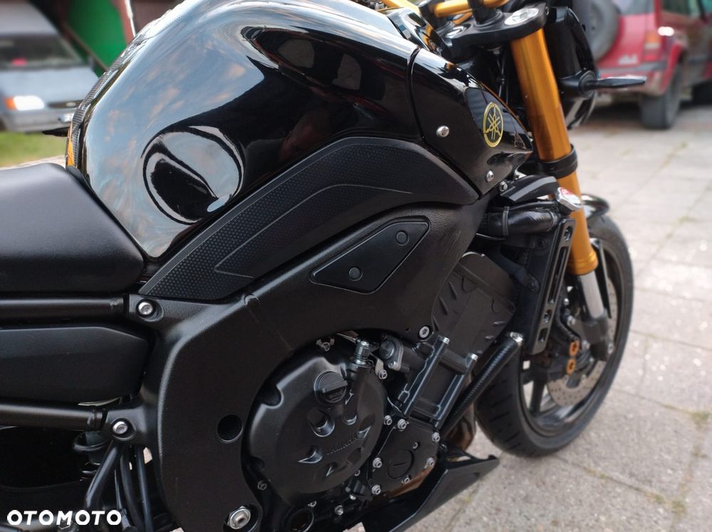 Yamaha FZ8 - 7