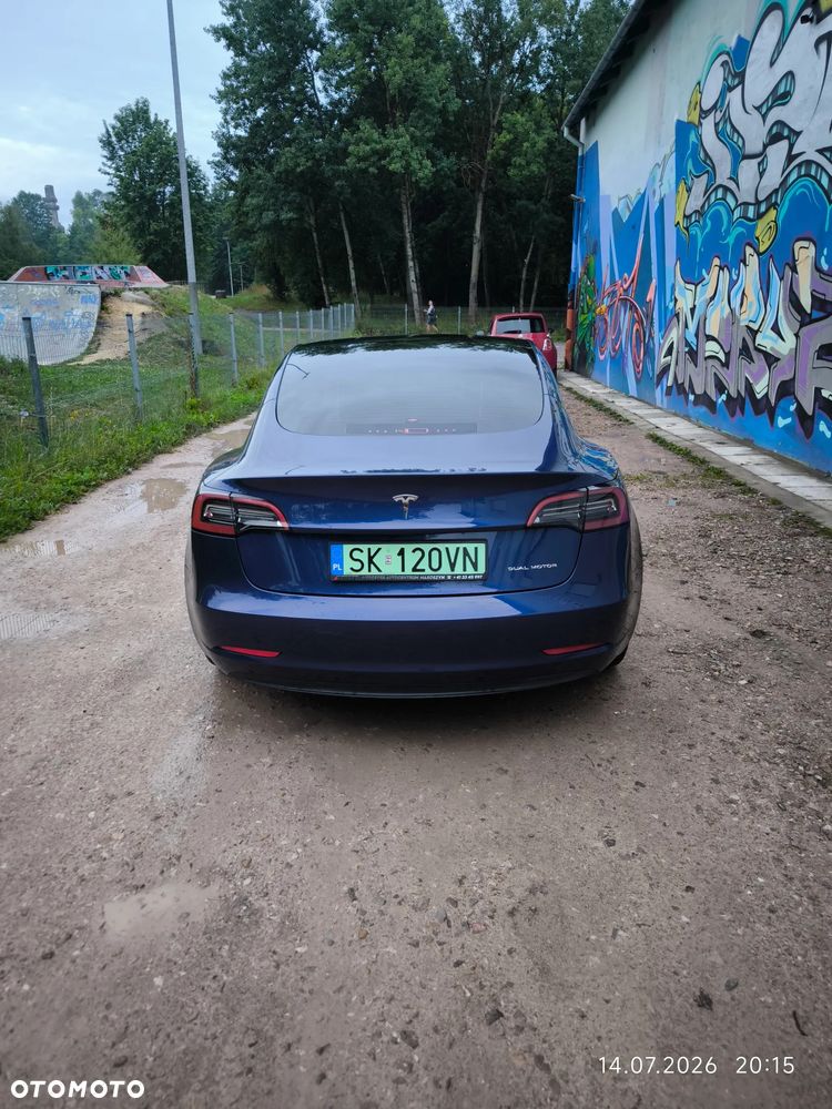 Tesla Model 3 - 6