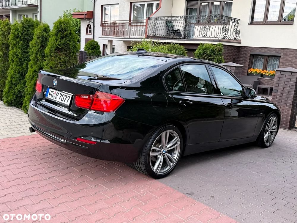 BMW Seria 3 318d Blue Performance Sport Line - 12