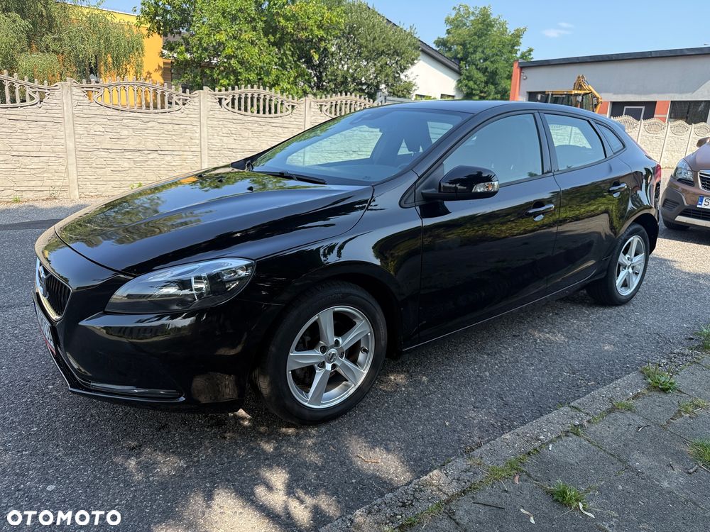 Volvo V40 - 2