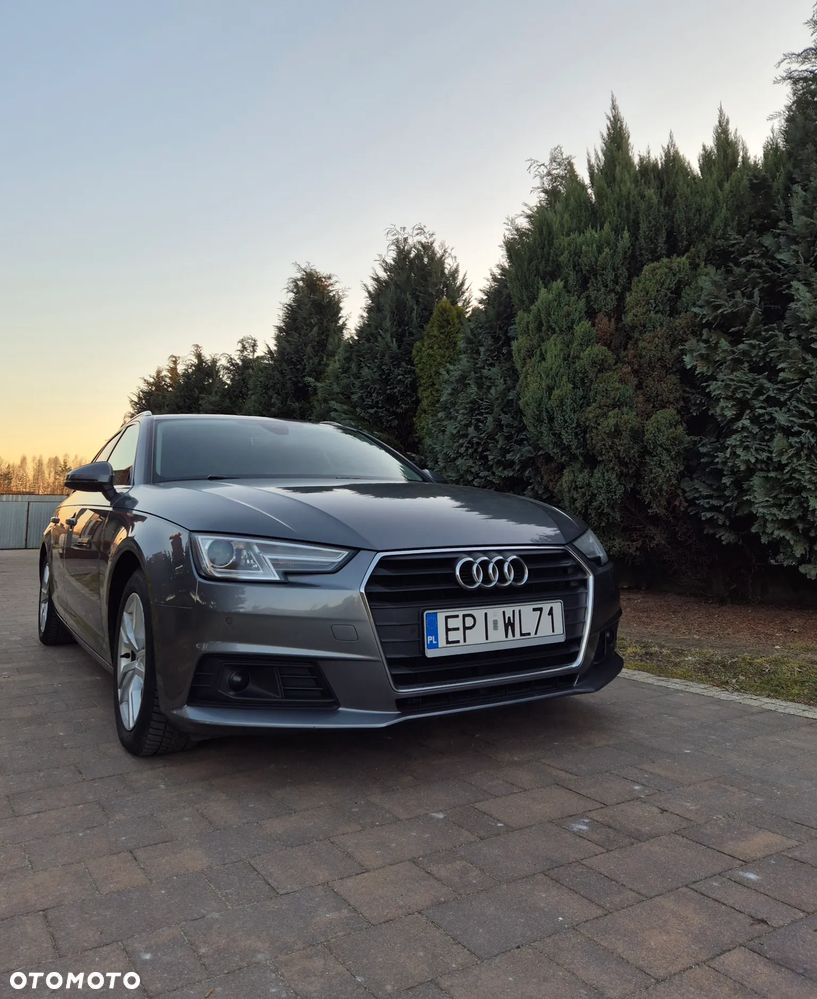 Audi A4 Avant 2.0 TDI S tronic - 1
