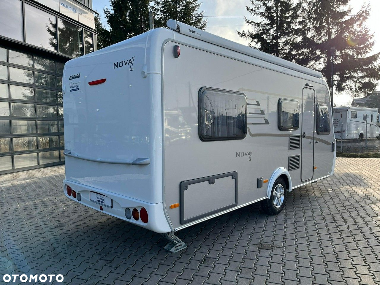 Hymer-Eriba Nova Light 442 - 5
