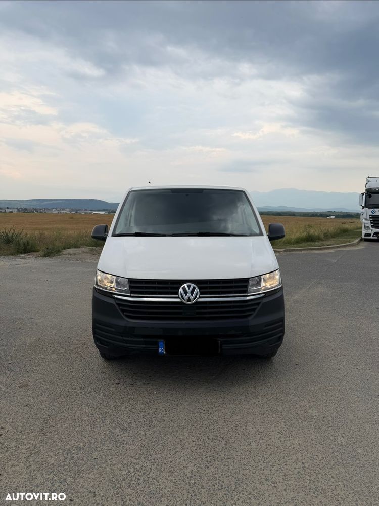 Volkswagen Transporter - 1