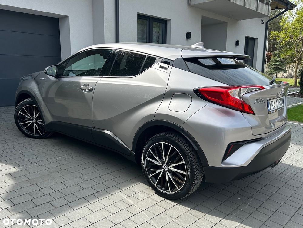 Toyota C-HR Business-Edition - 23