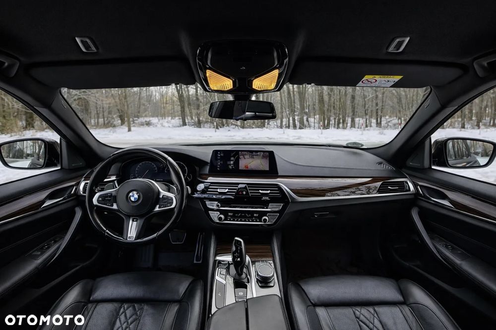 BMW Seria 5 520d xDrive M Sport sport - 2