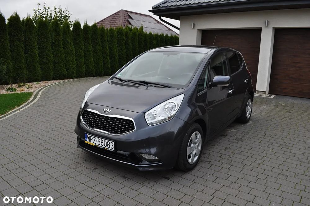 Kia Venga - 10