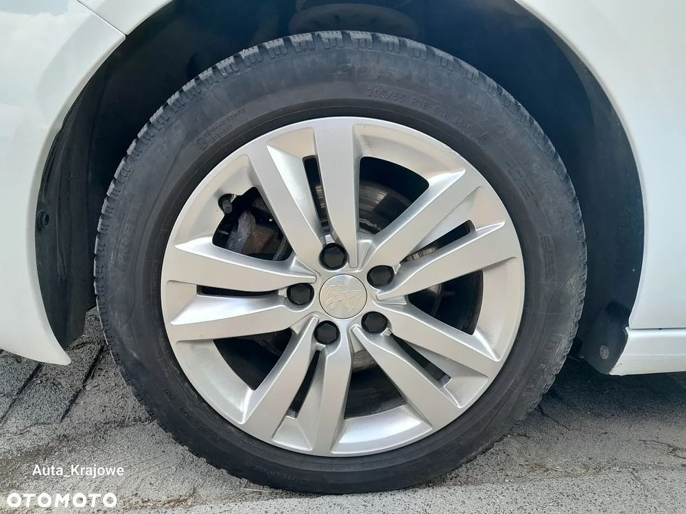 Peugeot 308 1.5 BlueHDi Active S&S EAT8 - 32