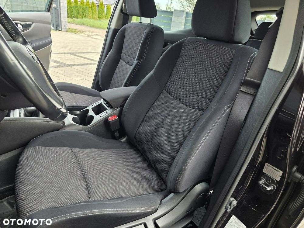 Nissan Qashqai - 12