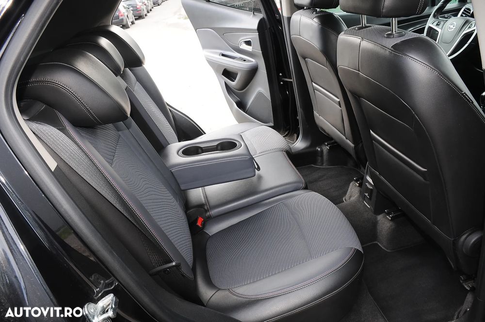 Opel Mokka 1.4 Turbo ECOFLEX Start/Stop 4x4 Color Innovation - 8