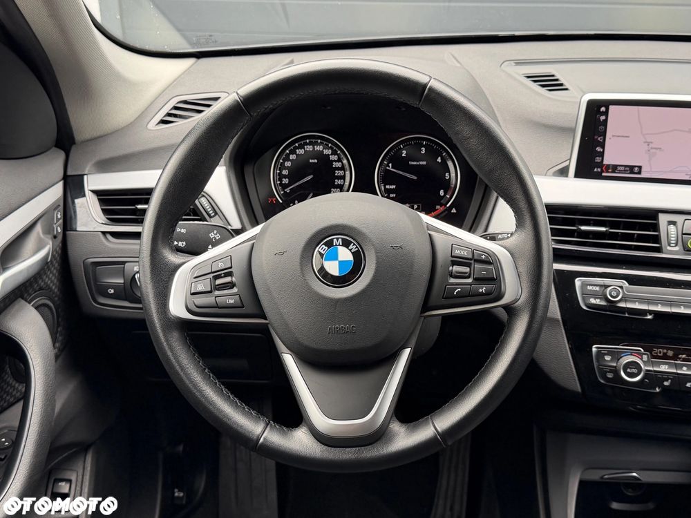 BMW X1 - 10