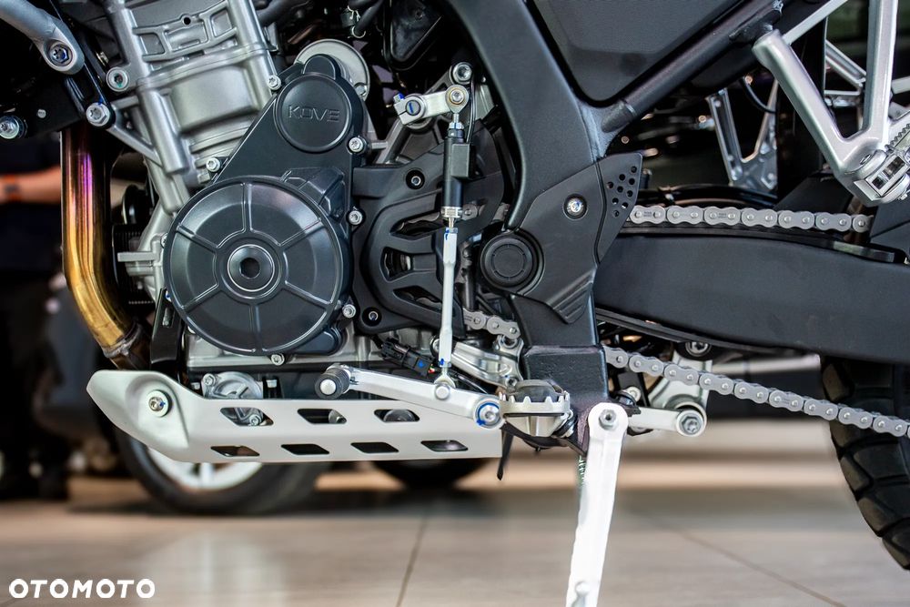 KOVE 800X Touring - 12