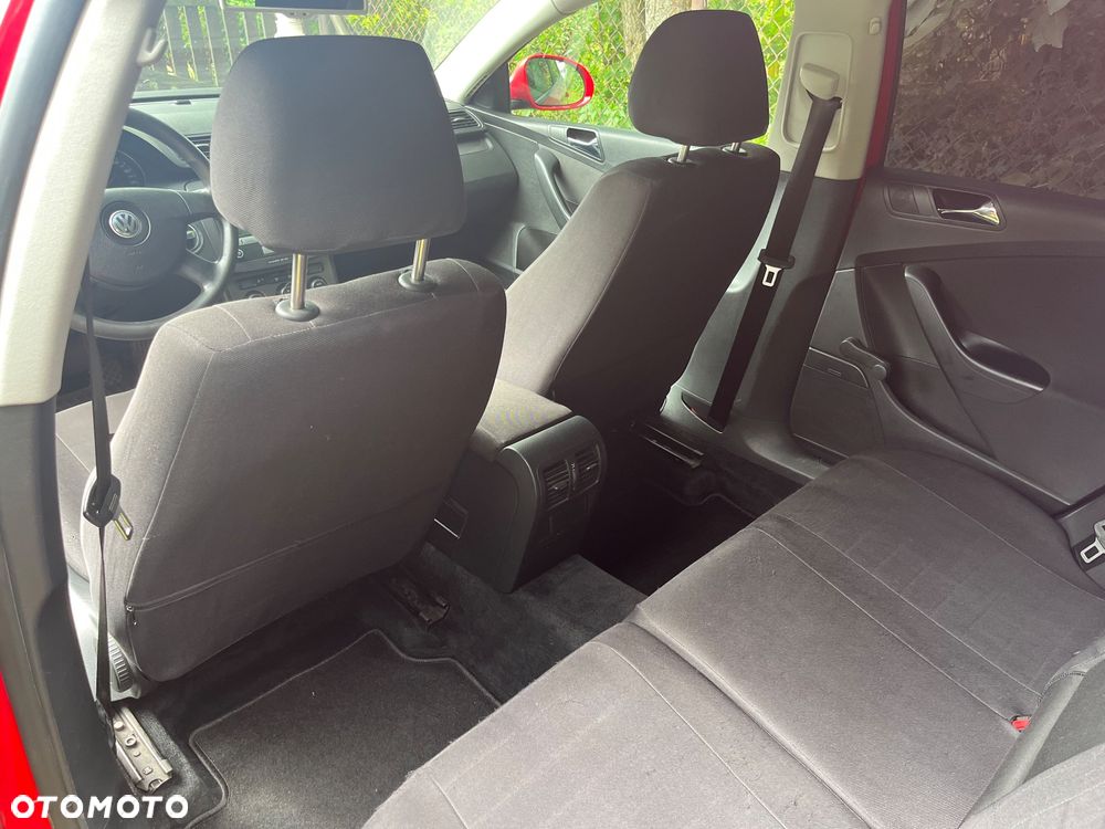 Volkswagen Passat 1.9 TDI Comfortline - 19