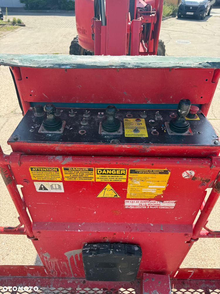 Genie Z-45/25 - 8