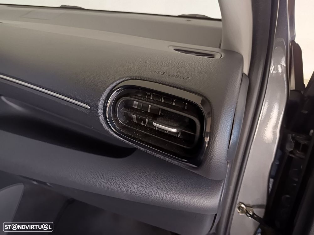 Toyota Yaris 1.5 HDF Comfort Plus - 28