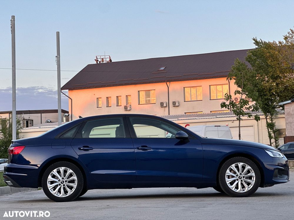 Audi A4 40 TFSI quattro S tronic MHEV Advance - 4