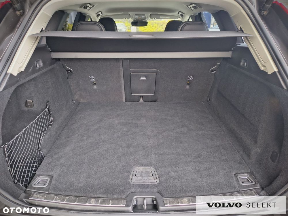 Volvo XC 60 - 30