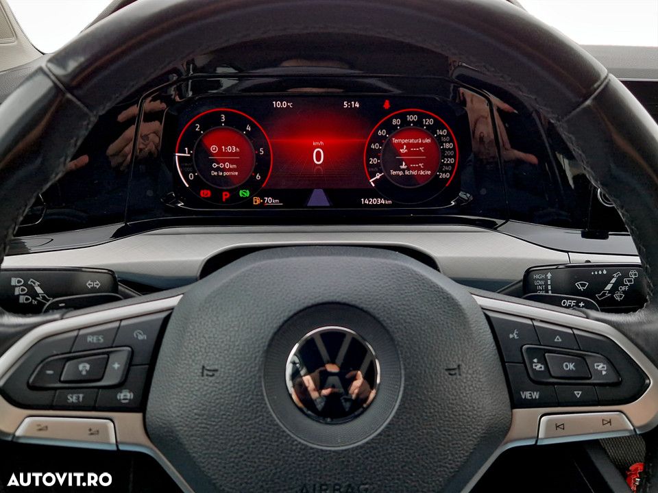 Volkswagen Golf 2.0 TDI DSG Life - 18