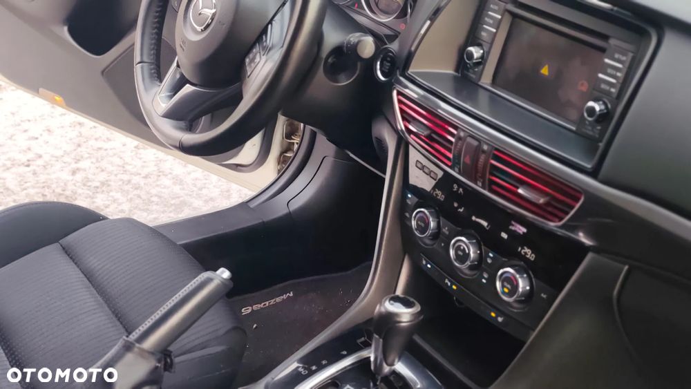 Mazda 6 2.0 Exclusive + - 33