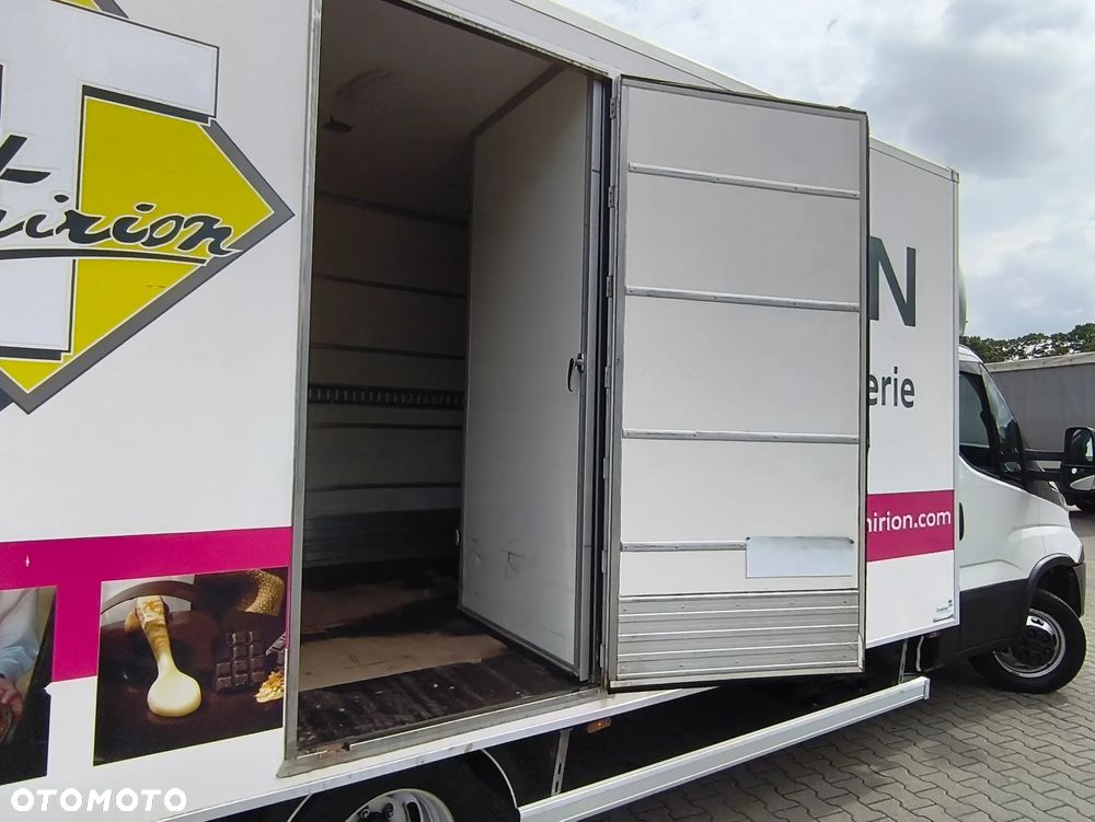 Iveco Daily 50C18 CHŁODNIA AGREGAT silnik 3,0 L - 17