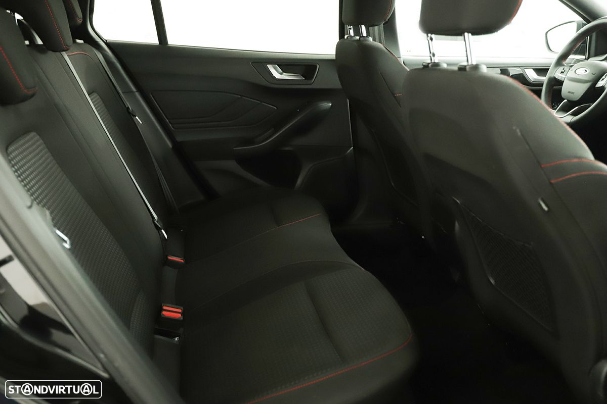 Ford Focus SW 1.0 EcoBoost MHEV ST-Line - 22
