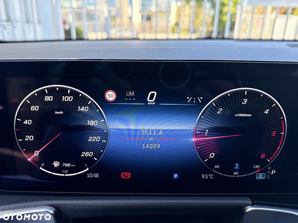Mercedes-Benz GLB - 13