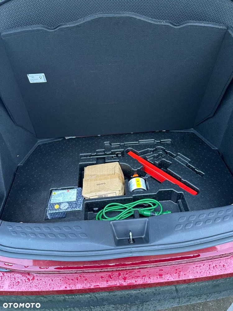 Toyota C-HR Lounge - 21