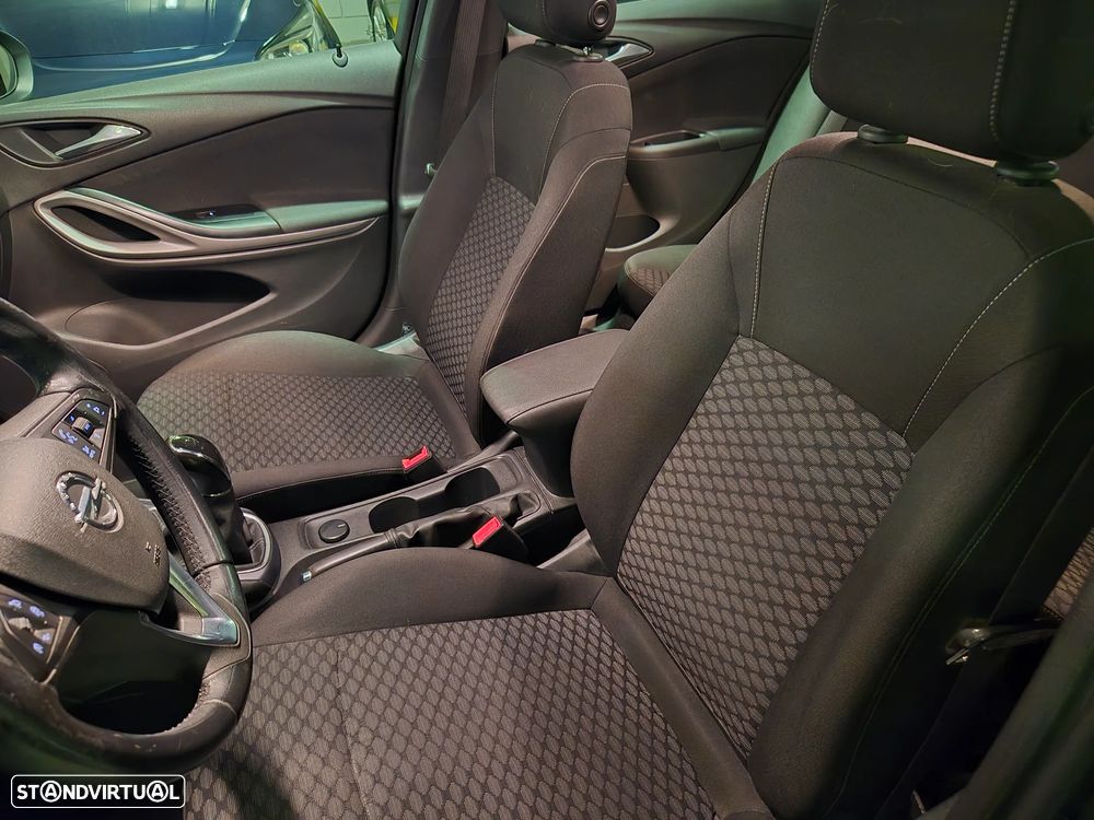 Opel Astra 1.0 Dynamic S/S - 24