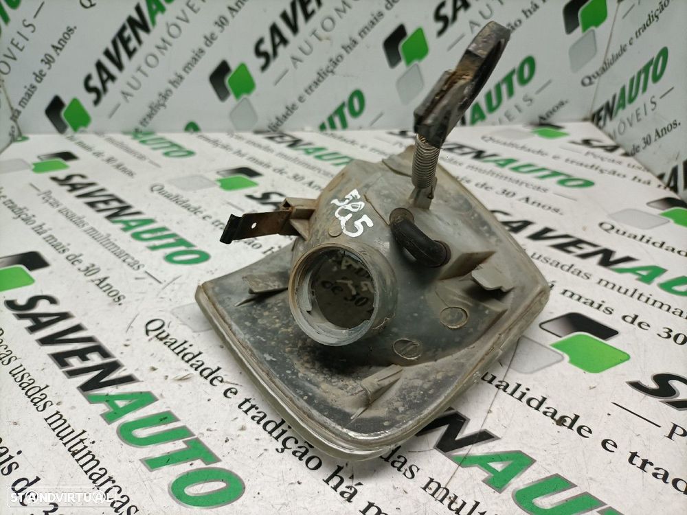 Farol Nevoeiro Volkswagen Passat (3B2) - 3