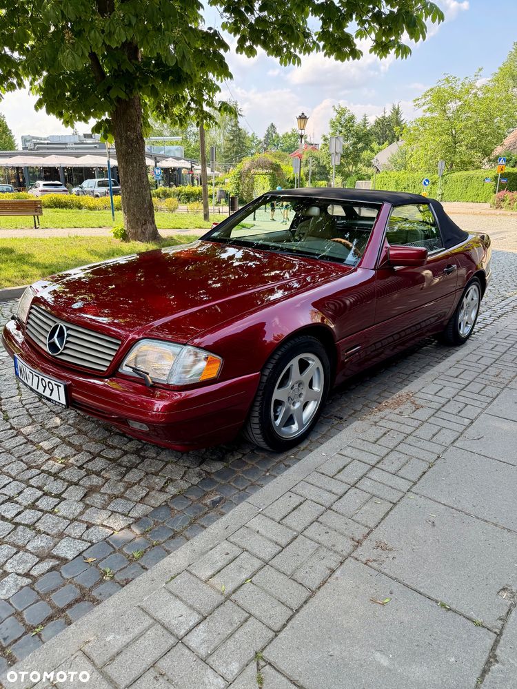 Mercedes-Benz SL - 1