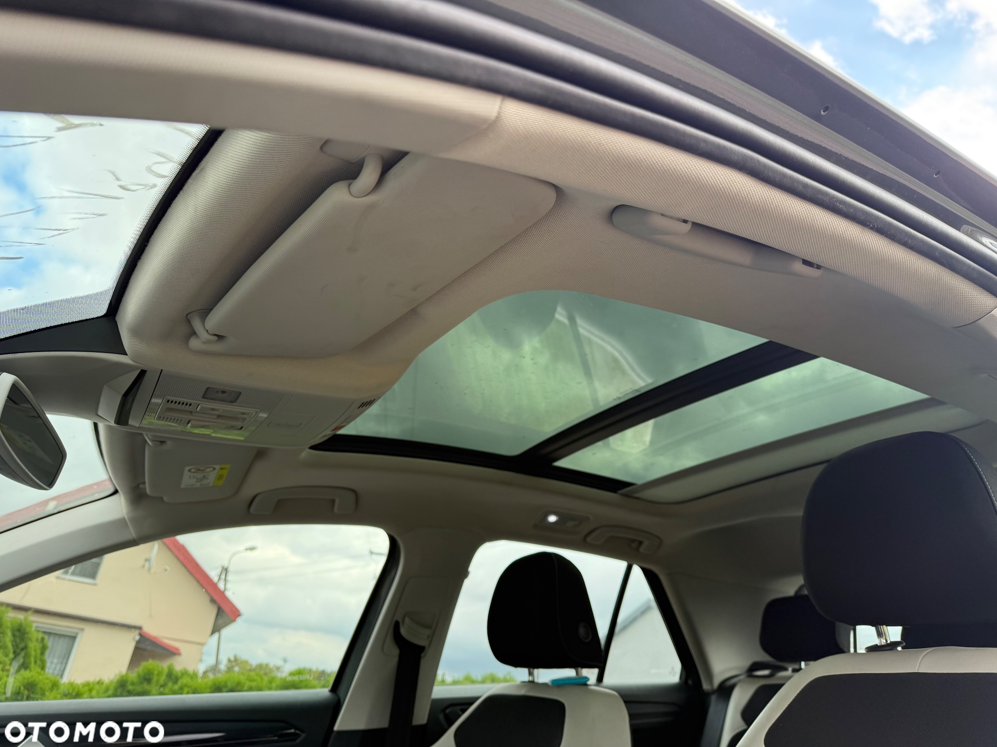 Volkswagen T-Roc 1.5 TSI ACT Premium DSG - 11