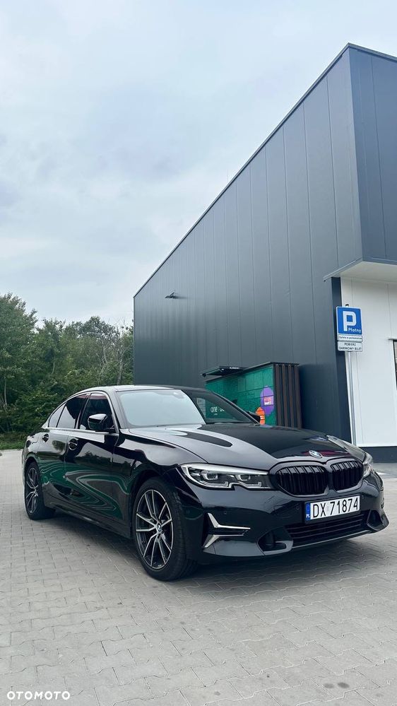 BMW Seria 3 330i xDrive Luxury Line sport - 5