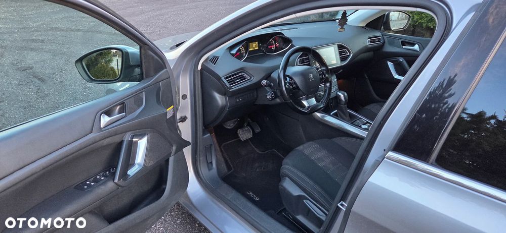 Peugeot 308 - 6