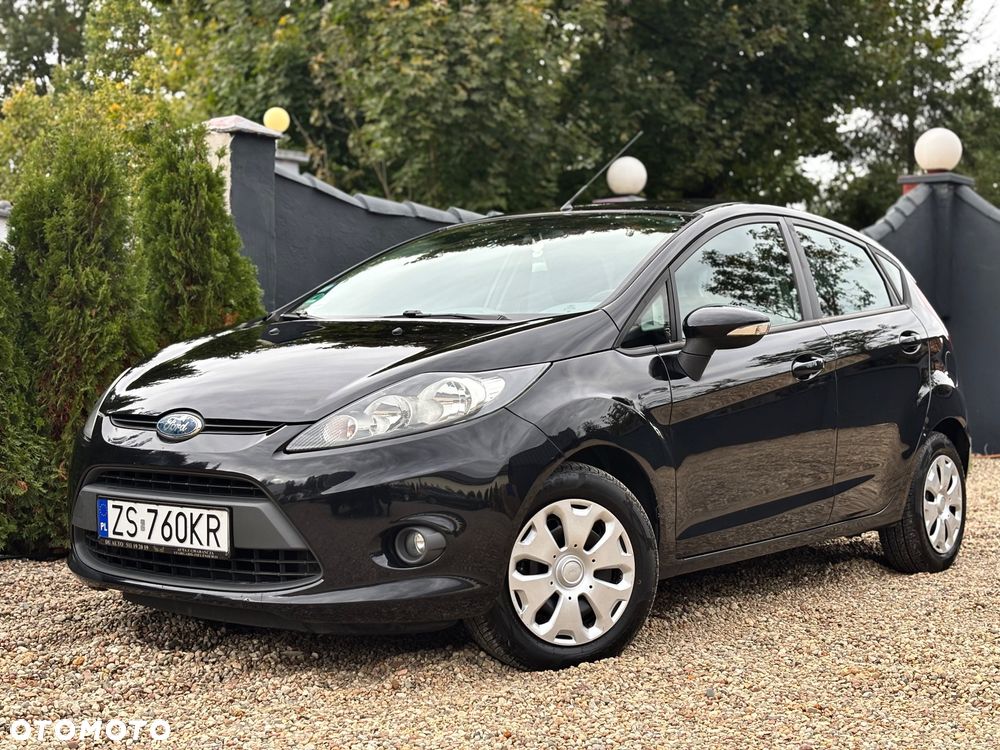 Ford Fiesta 1.25 Celebration - 1