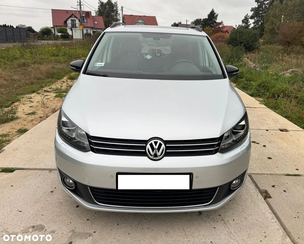 Volkswagen Touran - 8