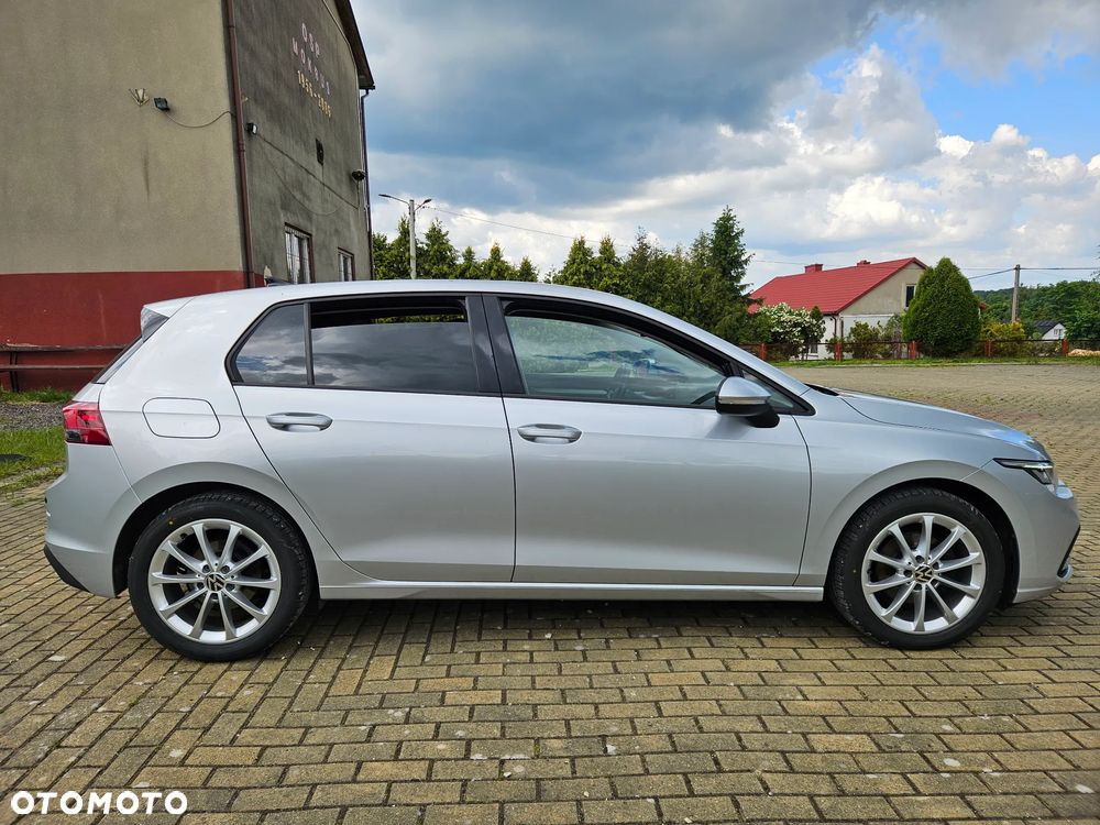 Volkswagen Golf VIII 2.0 TDI Life - 8