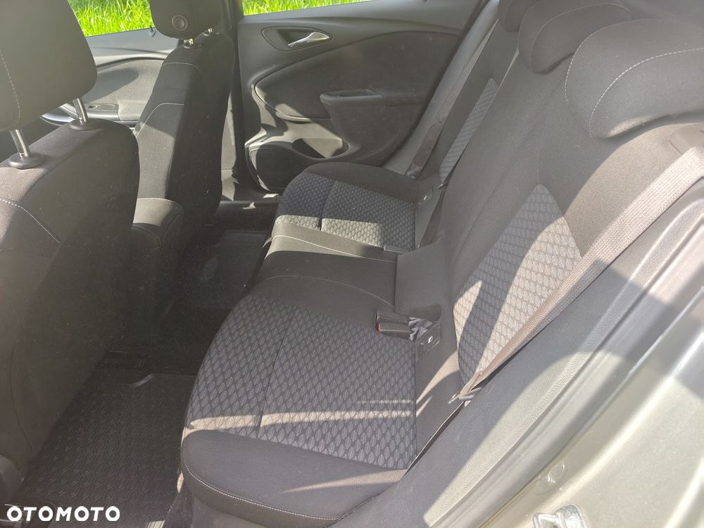 Opel Astra 1.4 T Enjoy - 11
