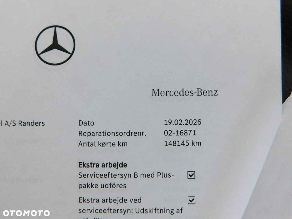 Mercedes-Benz Klasa C - 32
