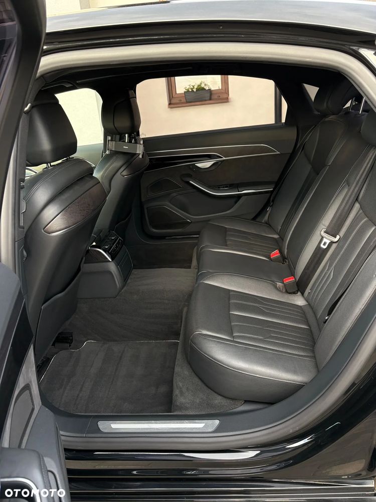 Audi A8 55 TFSI quattro tiptronic - 13