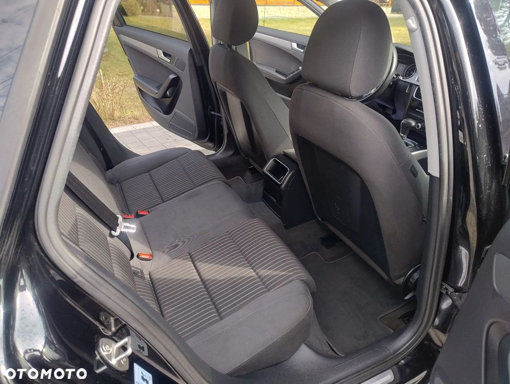 Audi A4 Avant - 11