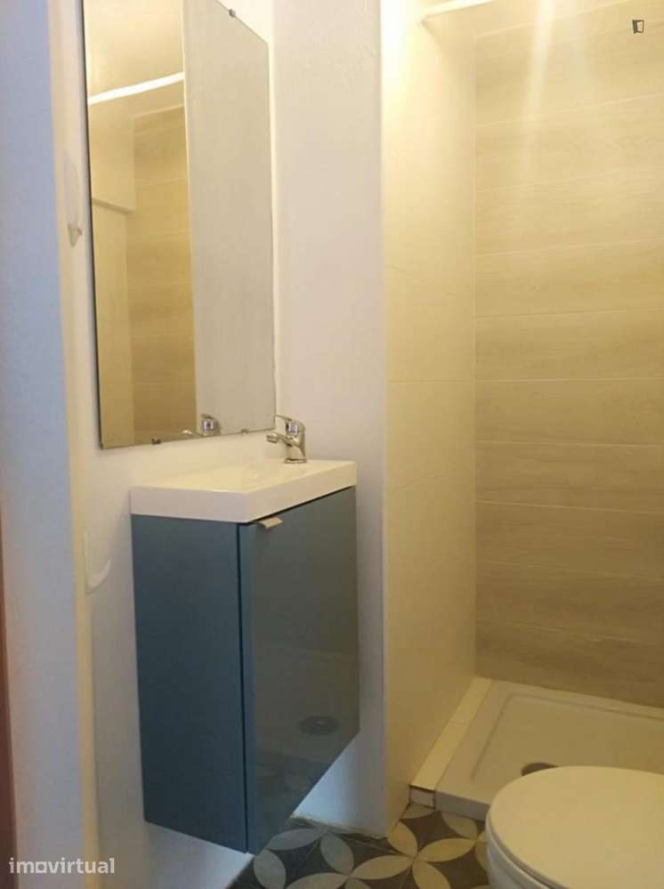 Quarto - localizado em Chelas Lisbon - Grande imagem: 3/16