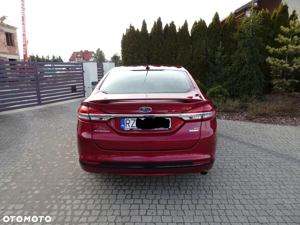 Ford Mondeo - 4